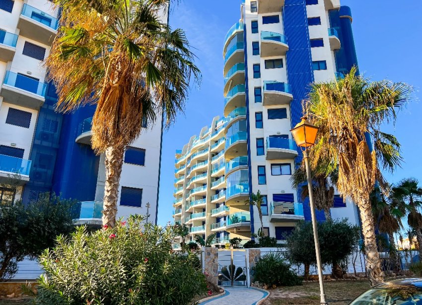 Resale - Apartment - Punta Prima