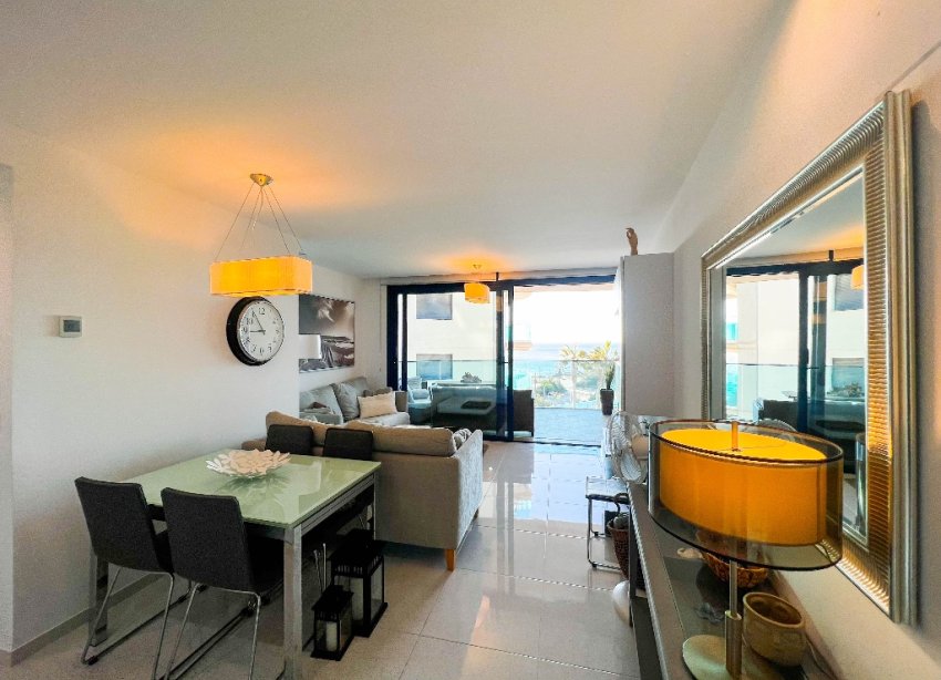 Resale - Apartment - Punta Prima