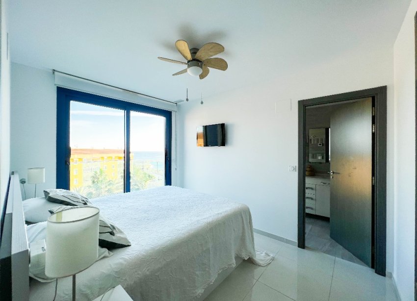 Resale - Apartment - Punta Prima