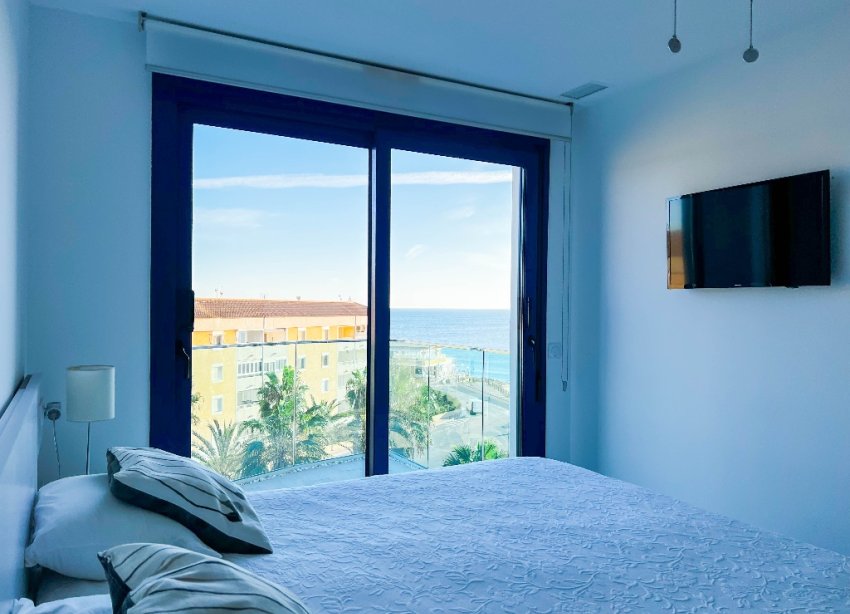 Resale - Apartment - Punta Prima