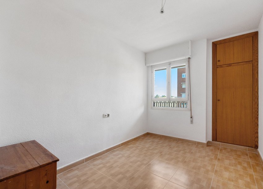 Resale - Apartment - Punta Prima