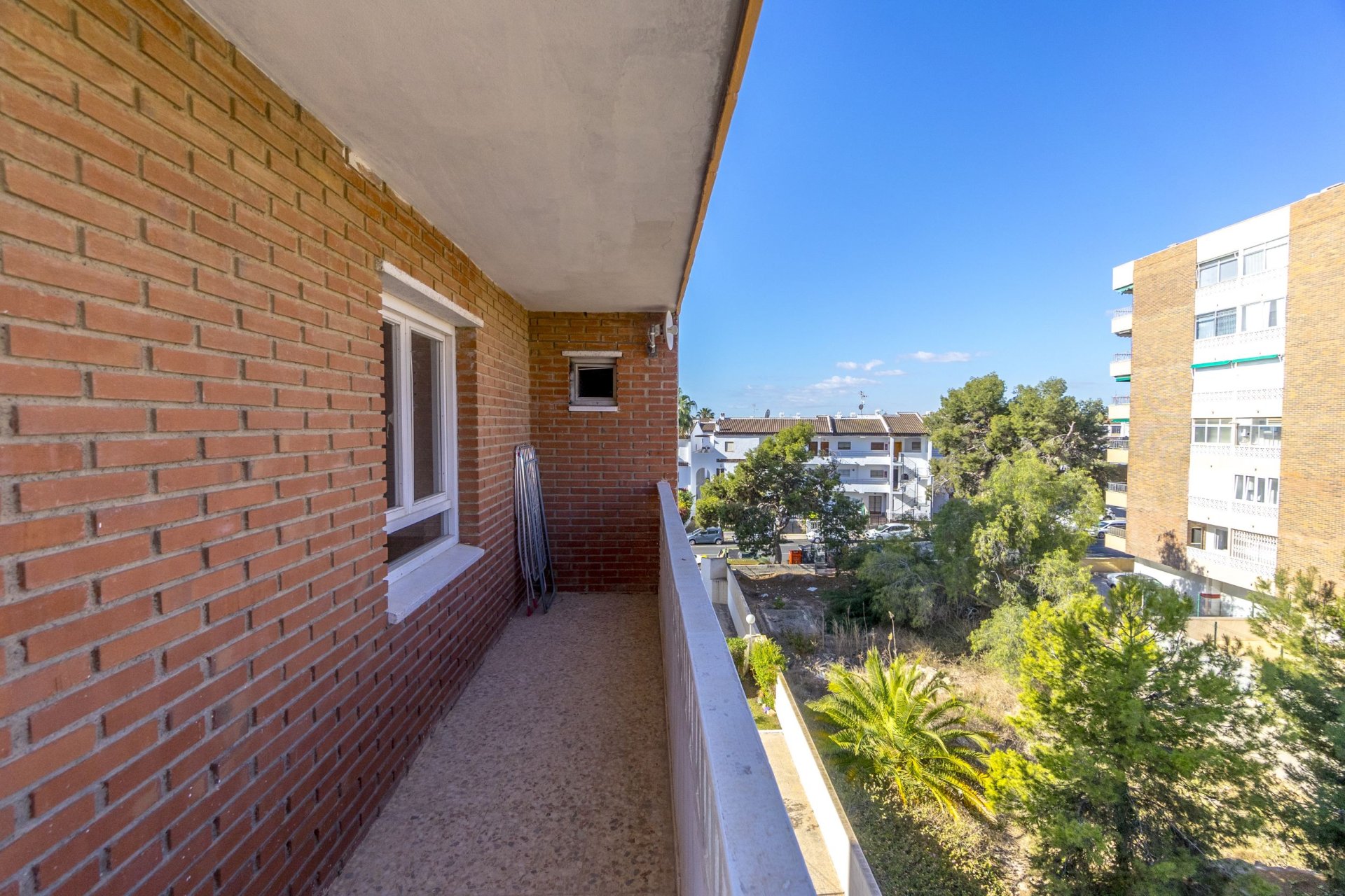 Resale - Apartment - Punta Prima