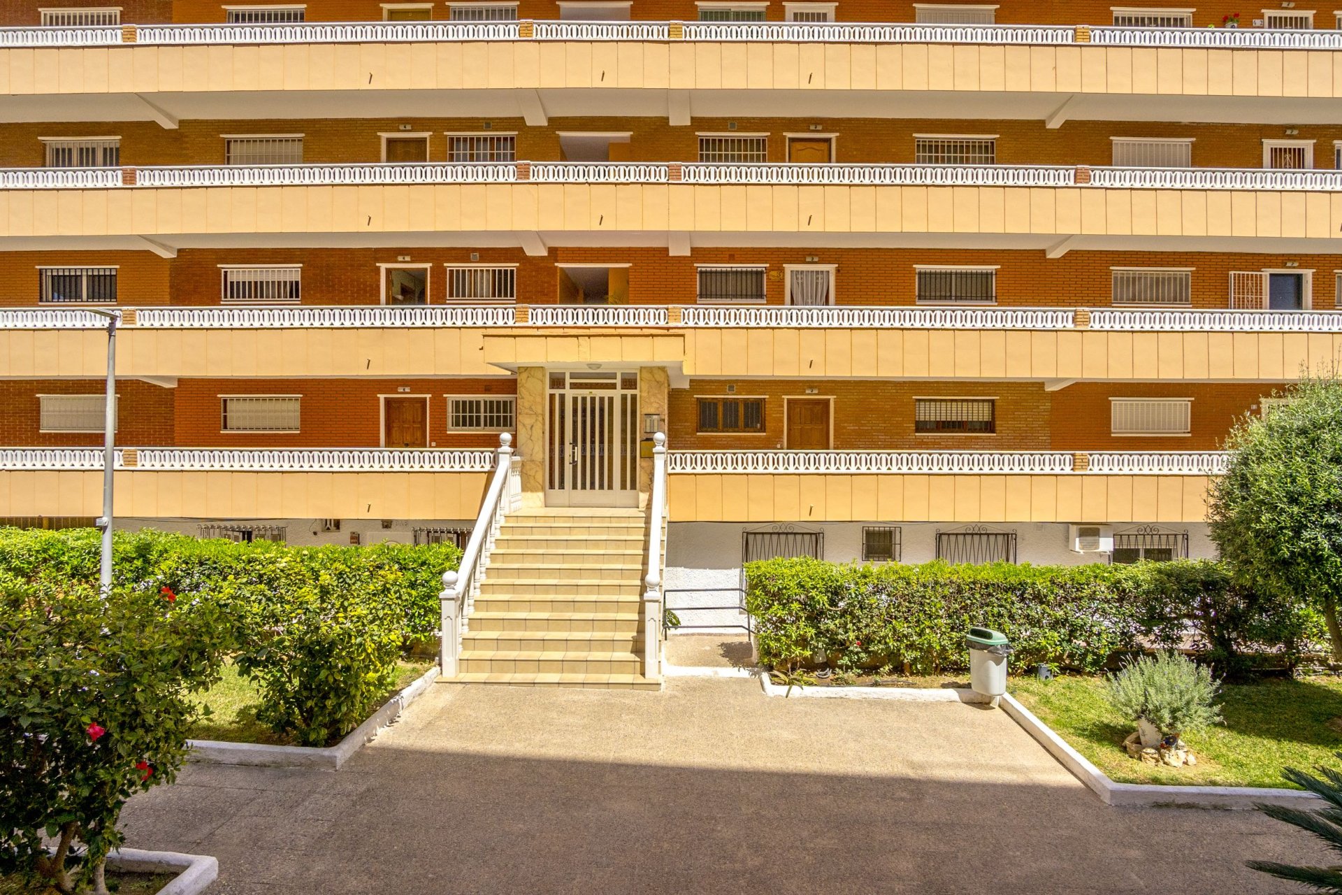 Resale - Apartment - Punta Prima