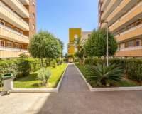 Resale - Apartment - Punta Prima