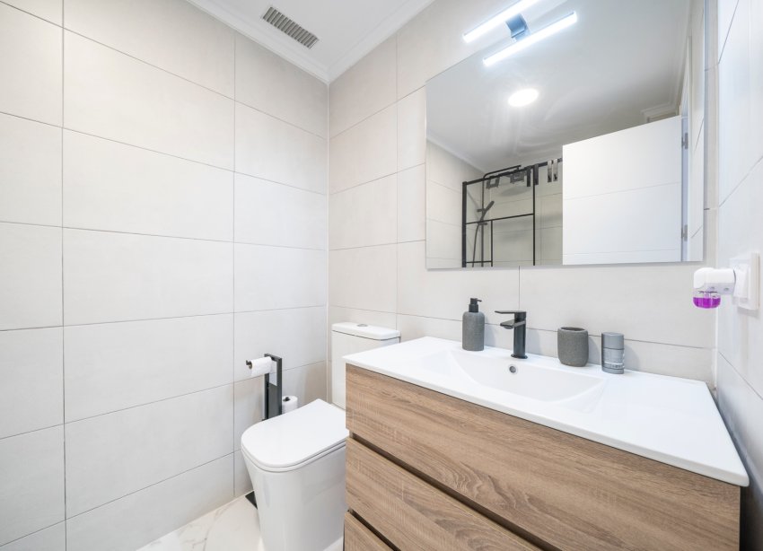 Resale - Apartment - Punta Prima