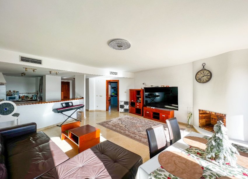 Resale - Apartment - Punta Prima