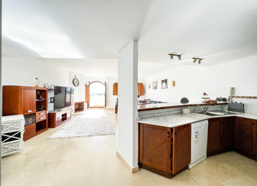 Resale - Apartment - Punta Prima