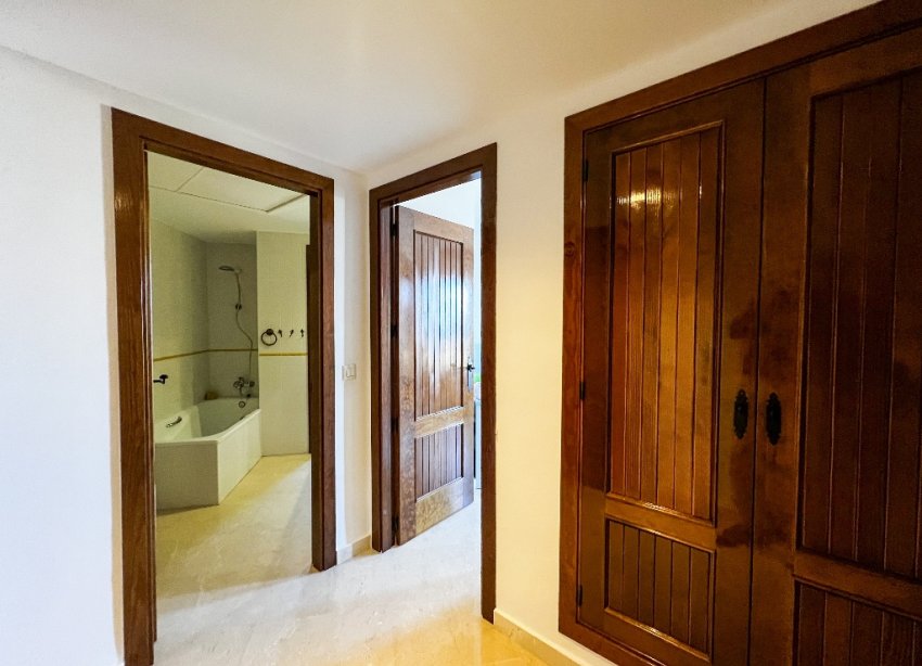 Resale - Apartment - Punta Prima