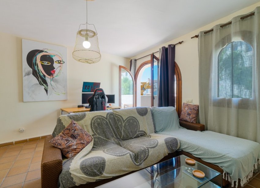 Resale - Apartment - Punta Prima