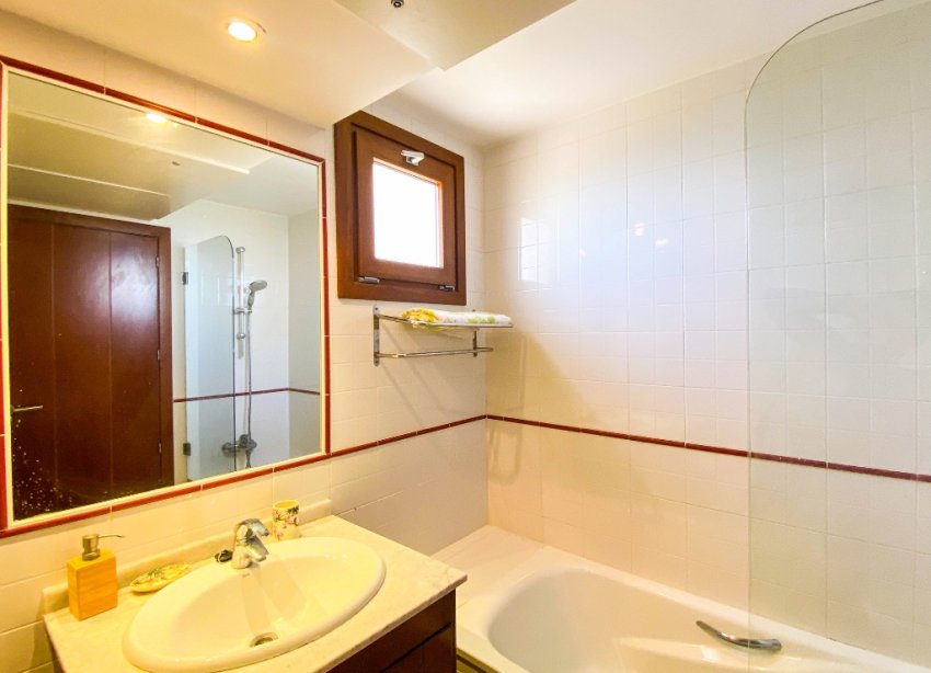 Resale - Apartment - Punta Prima