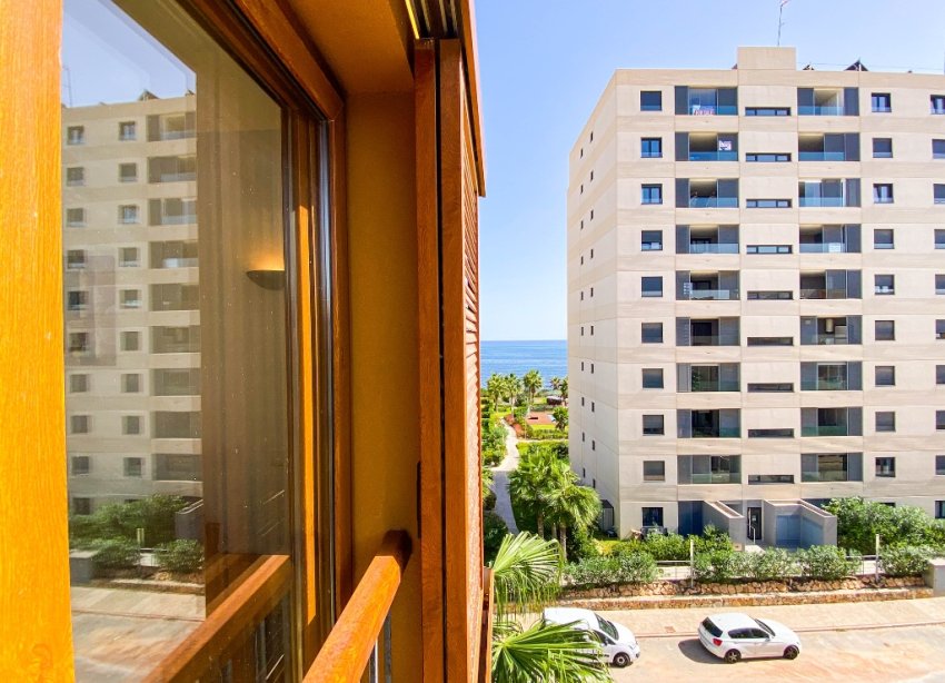 Resale - Apartment - Punta Prima