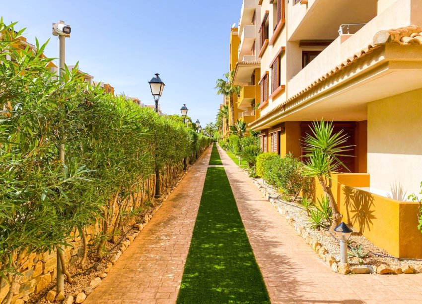 Resale - Apartment - Punta Prima