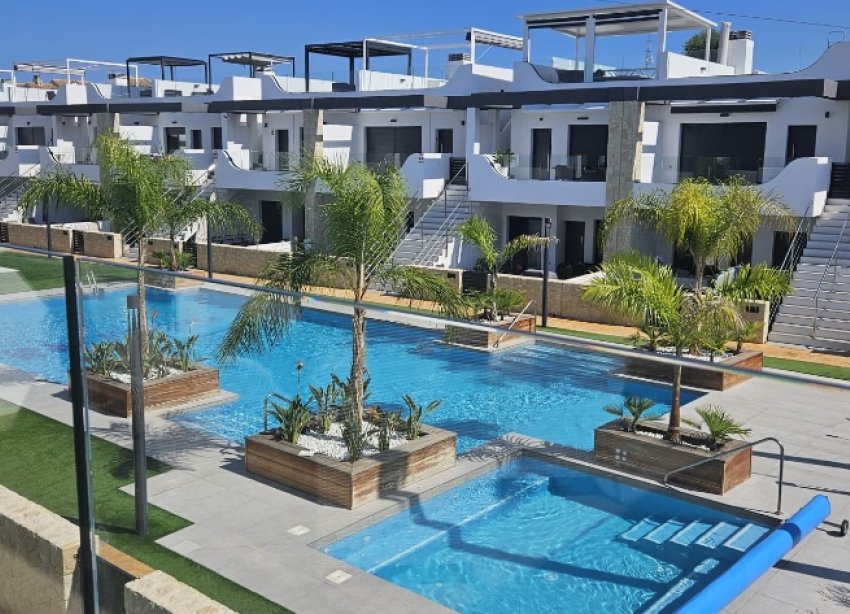 Resale - Apartment - Punta Prima