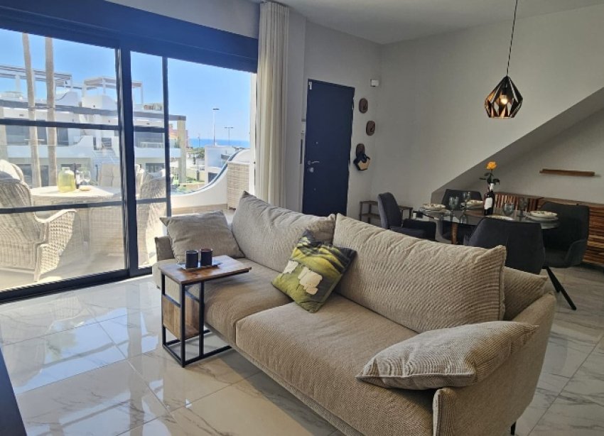 Resale - Apartment - Punta Prima