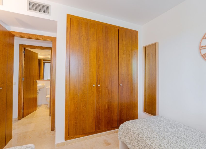 Resale - Apartment - Punta Prima