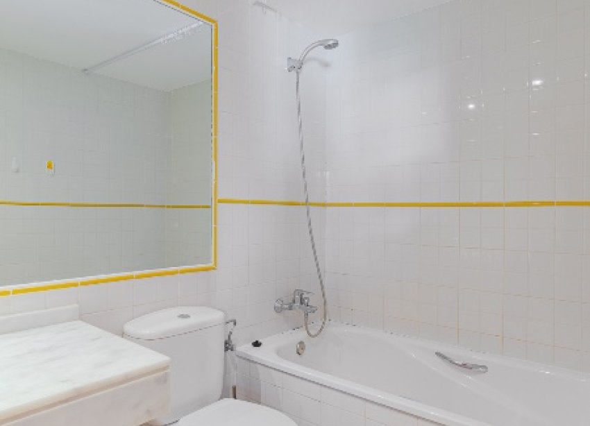 Resale - Apartment - Punta Prima