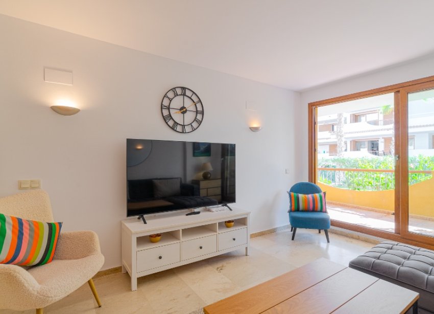 Resale - Apartment - Punta Prima
