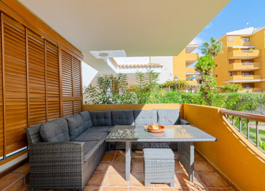 Resale - Apartment - Punta Prima