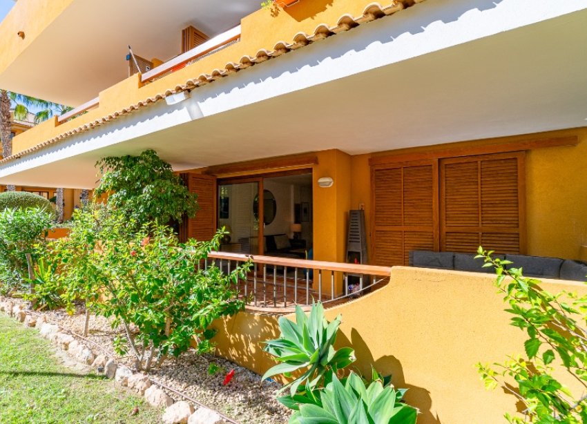 Resale - Apartment - Punta Prima