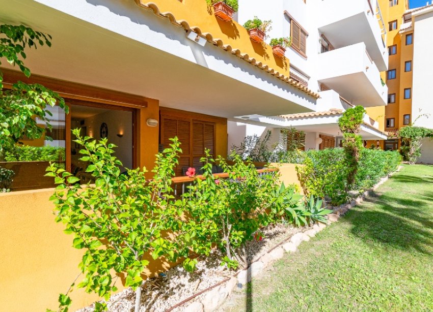 Resale - Apartment - Punta Prima