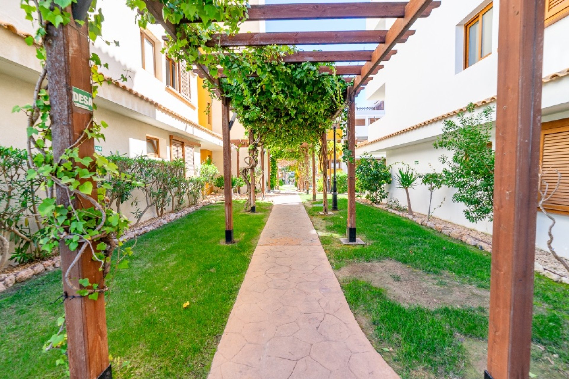 Resale - Apartment - Punta Prima