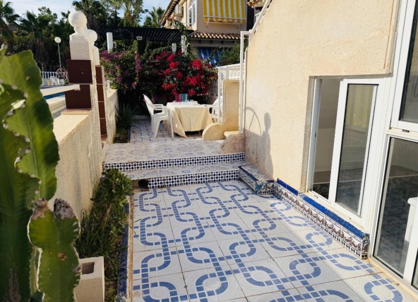 Resale - Apartment - Punta Prima