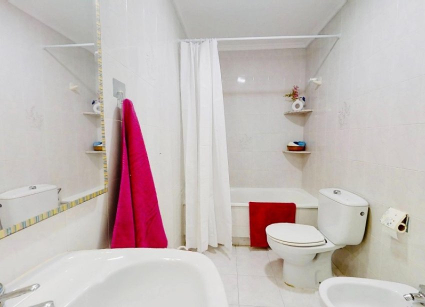 Resale - Apartment - Punta Prima