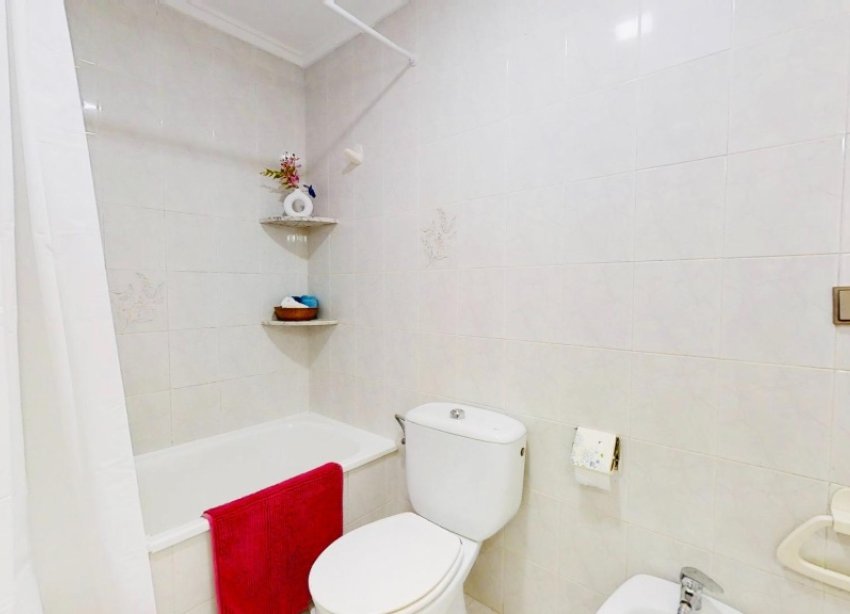 Resale - Apartment - Punta Prima