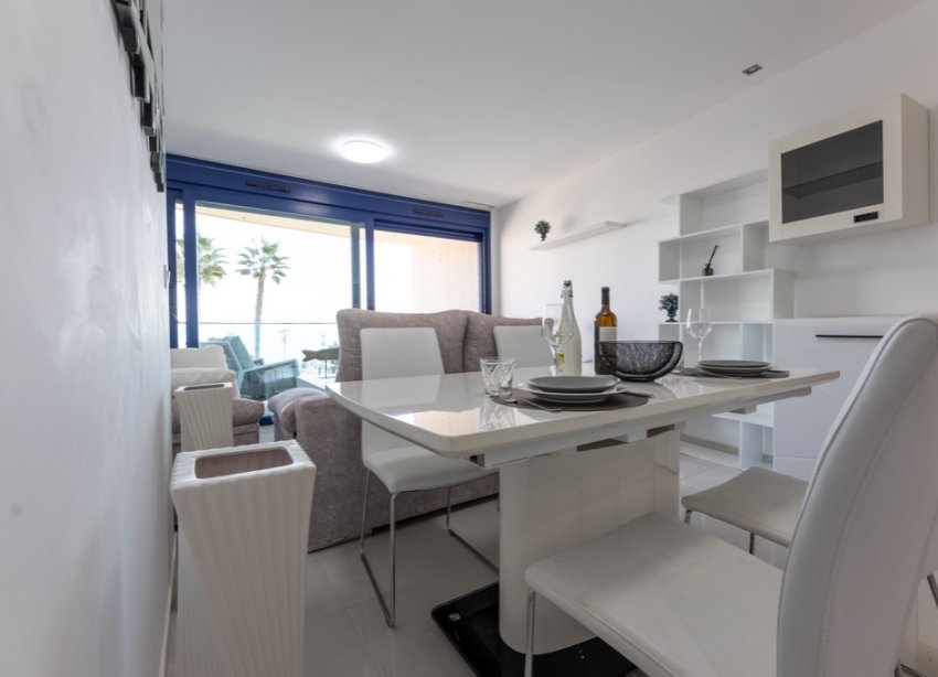 Resale - Apartment - Punta Prima