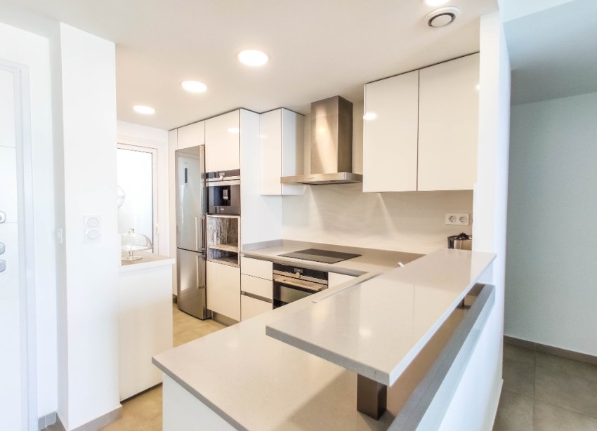 Resale - Apartment - Punta Prima