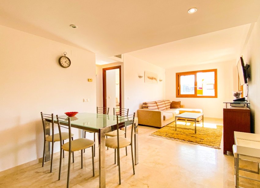 Resale - Apartment - Punta Prima