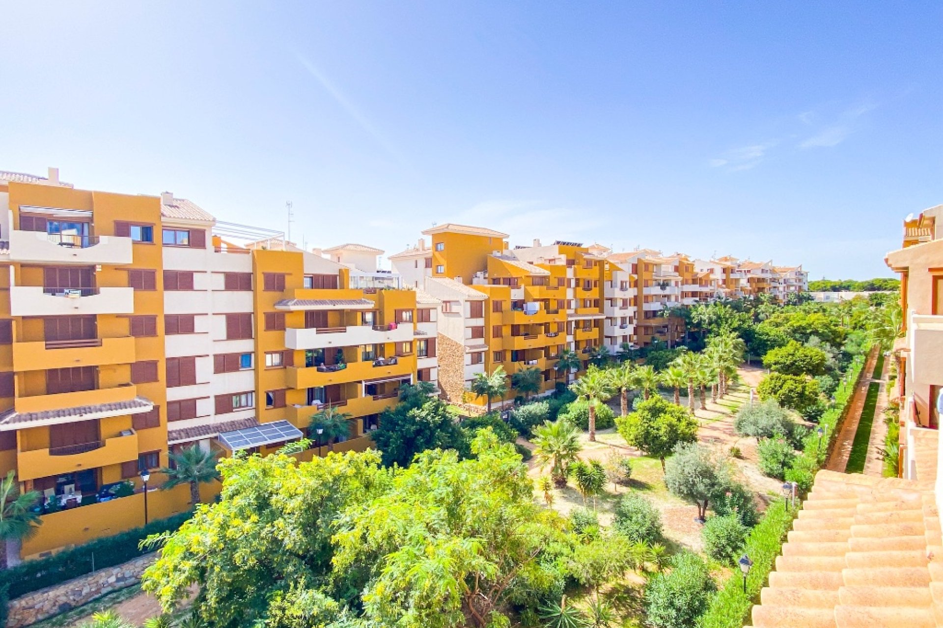Resale - Apartment - Punta Prima