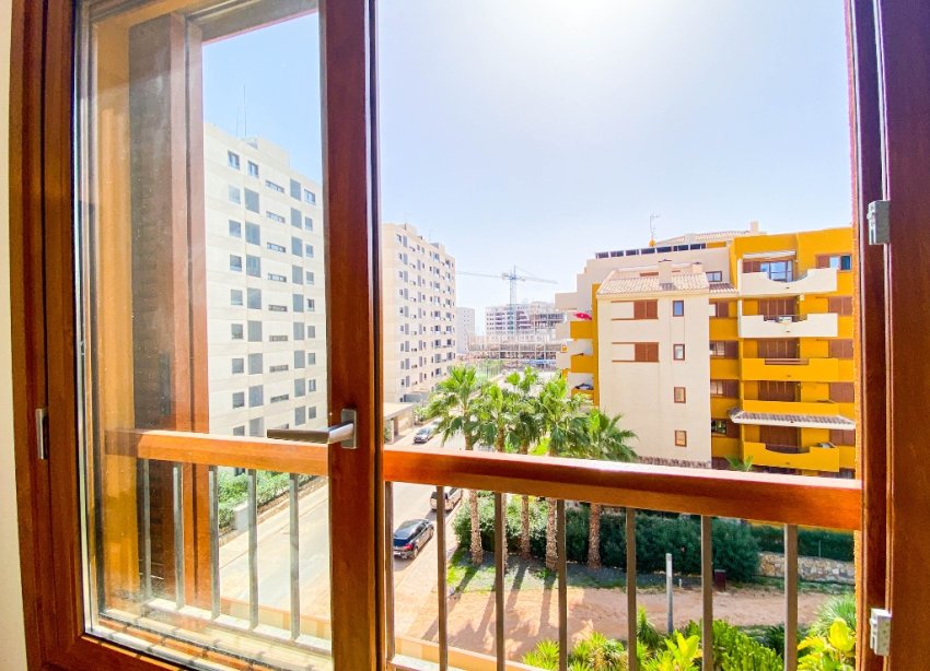 Resale - Apartment - Punta Prima