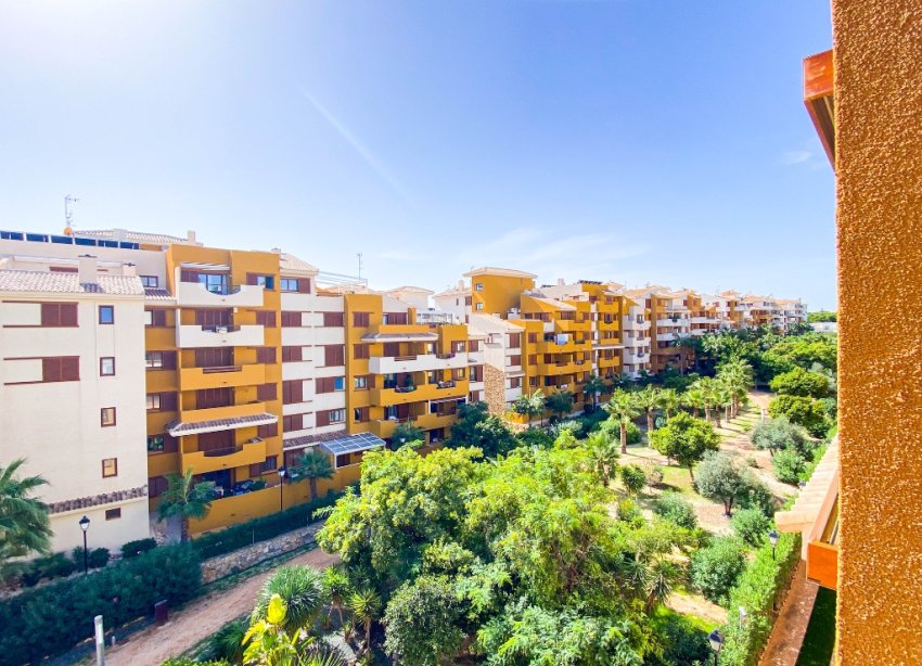 Resale - Apartment - Punta Prima