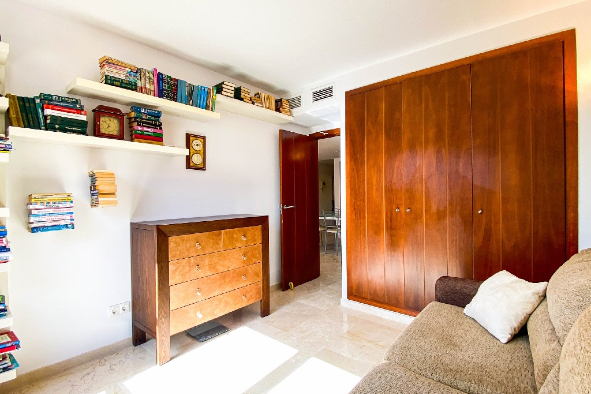 Resale - Apartment - Punta Prima