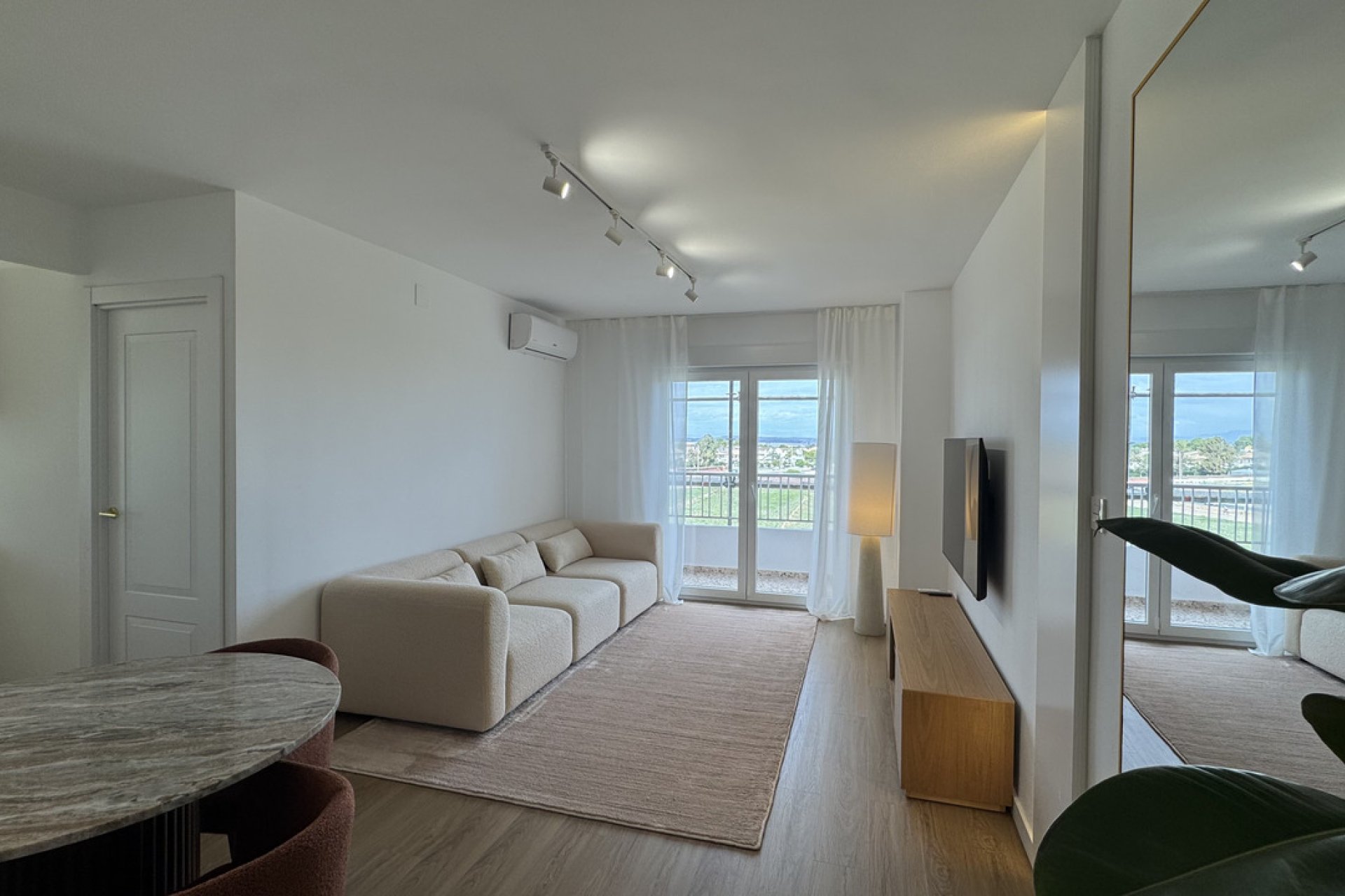 Resale - Apartment - Punta Prima
