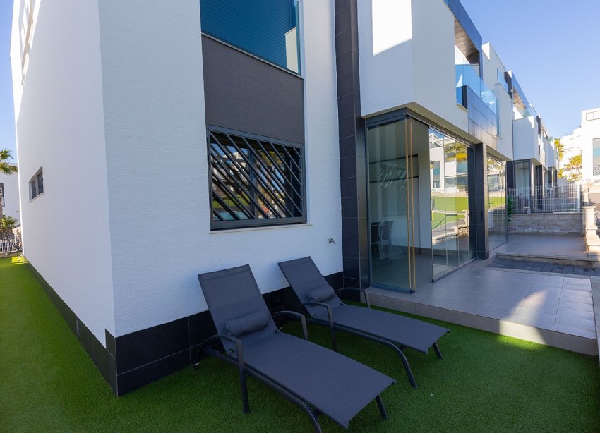 Resale - Apartment - Punta Prima