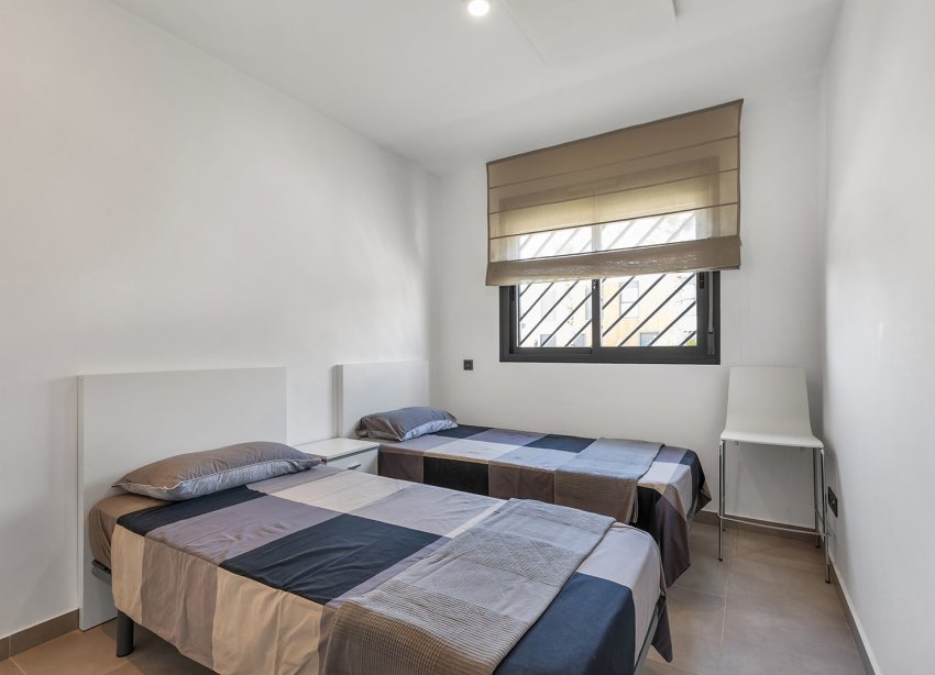 Resale - Apartment - Punta Prima