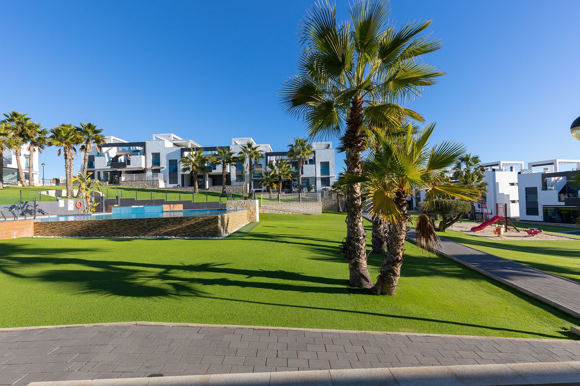 Resale - Apartment - Punta Prima