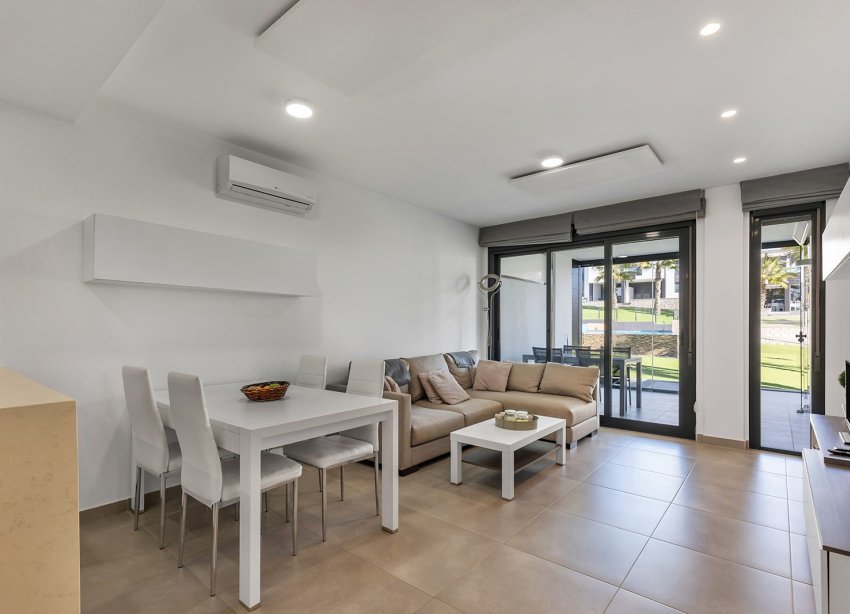 Resale - Apartment - Punta Prima