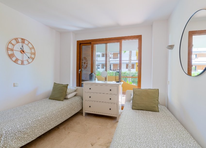 Resale - Apartment - Punta Prima