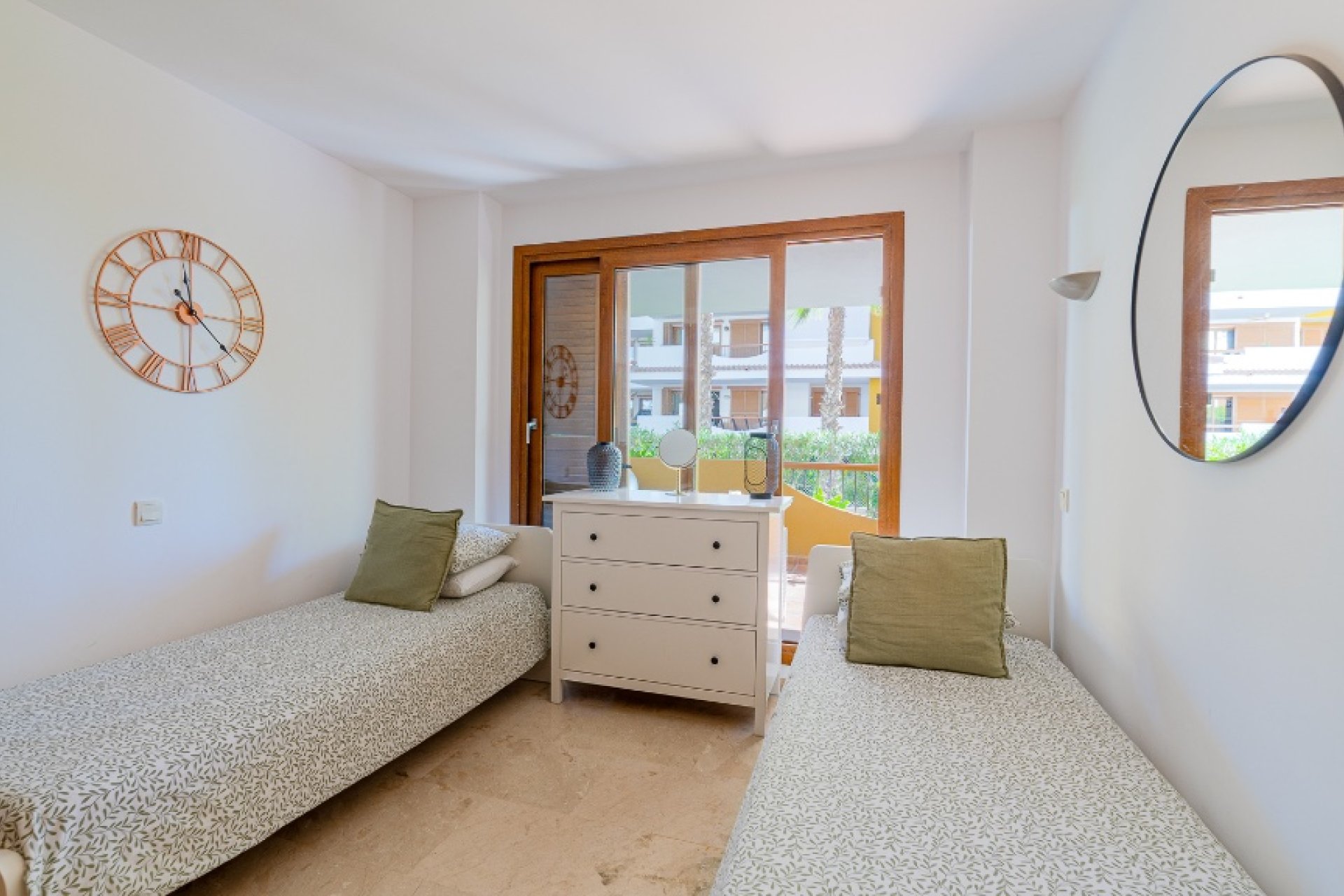 Resale - Apartment - Punta Prima