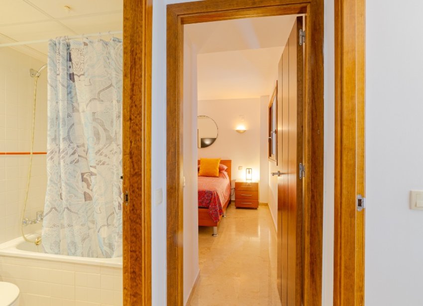 Resale - Apartment - Punta Prima