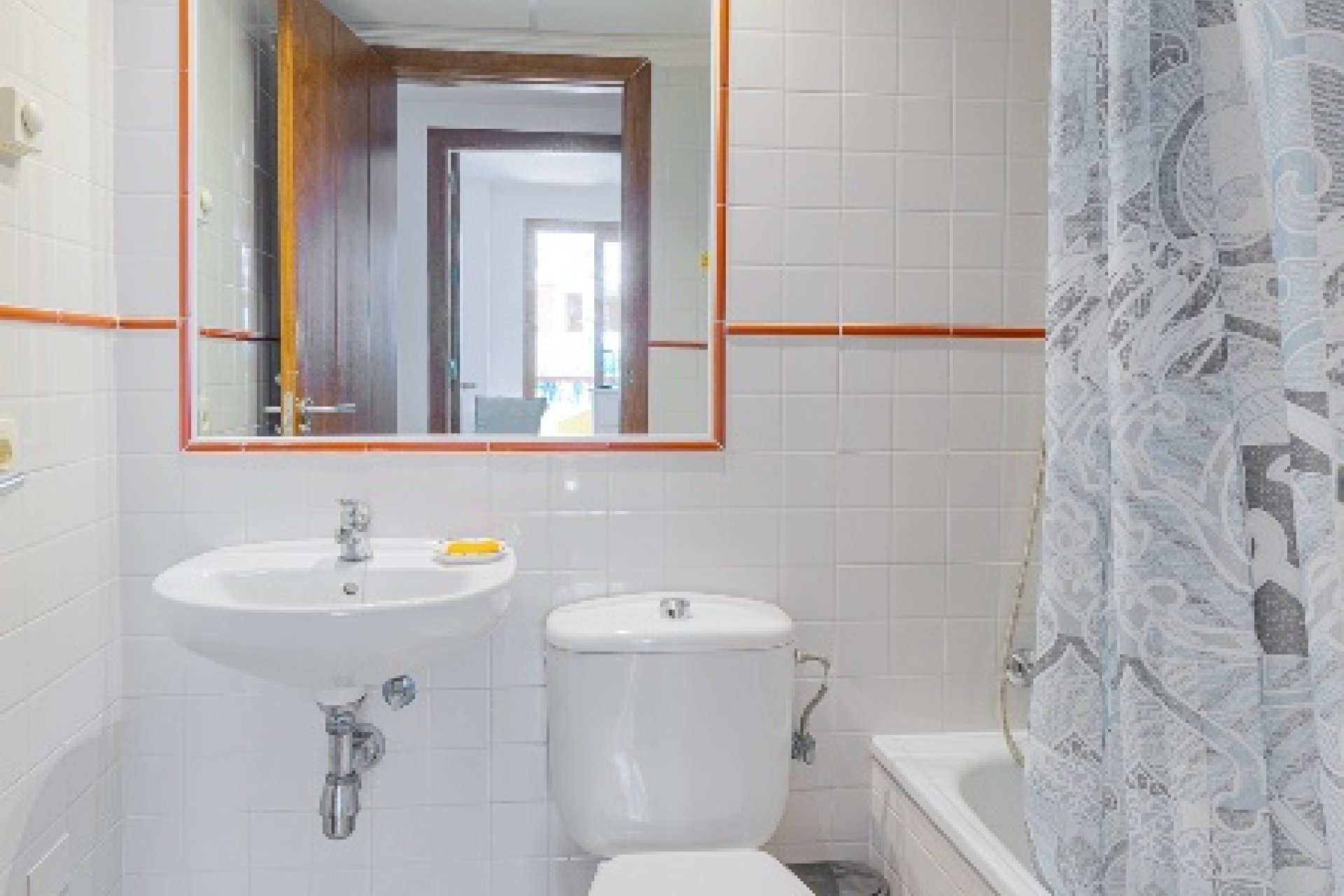 Resale - Apartment - Punta Prima