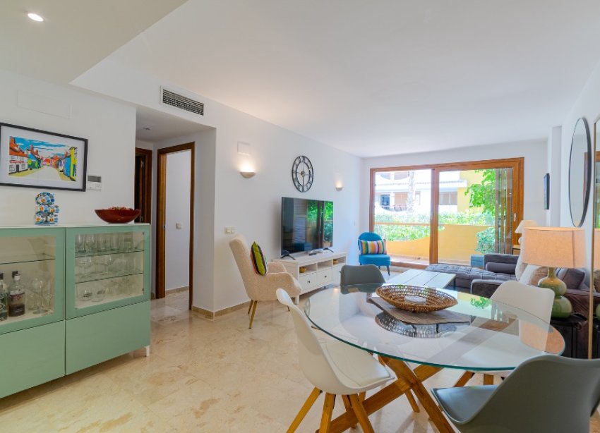 Resale - Apartment - Punta Prima