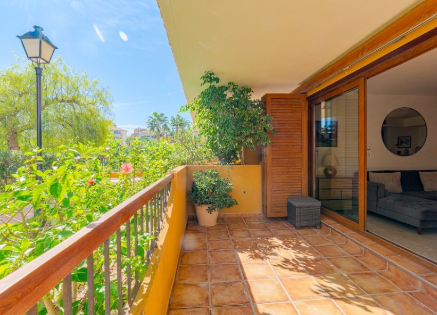 Resale - Apartment - Punta Prima