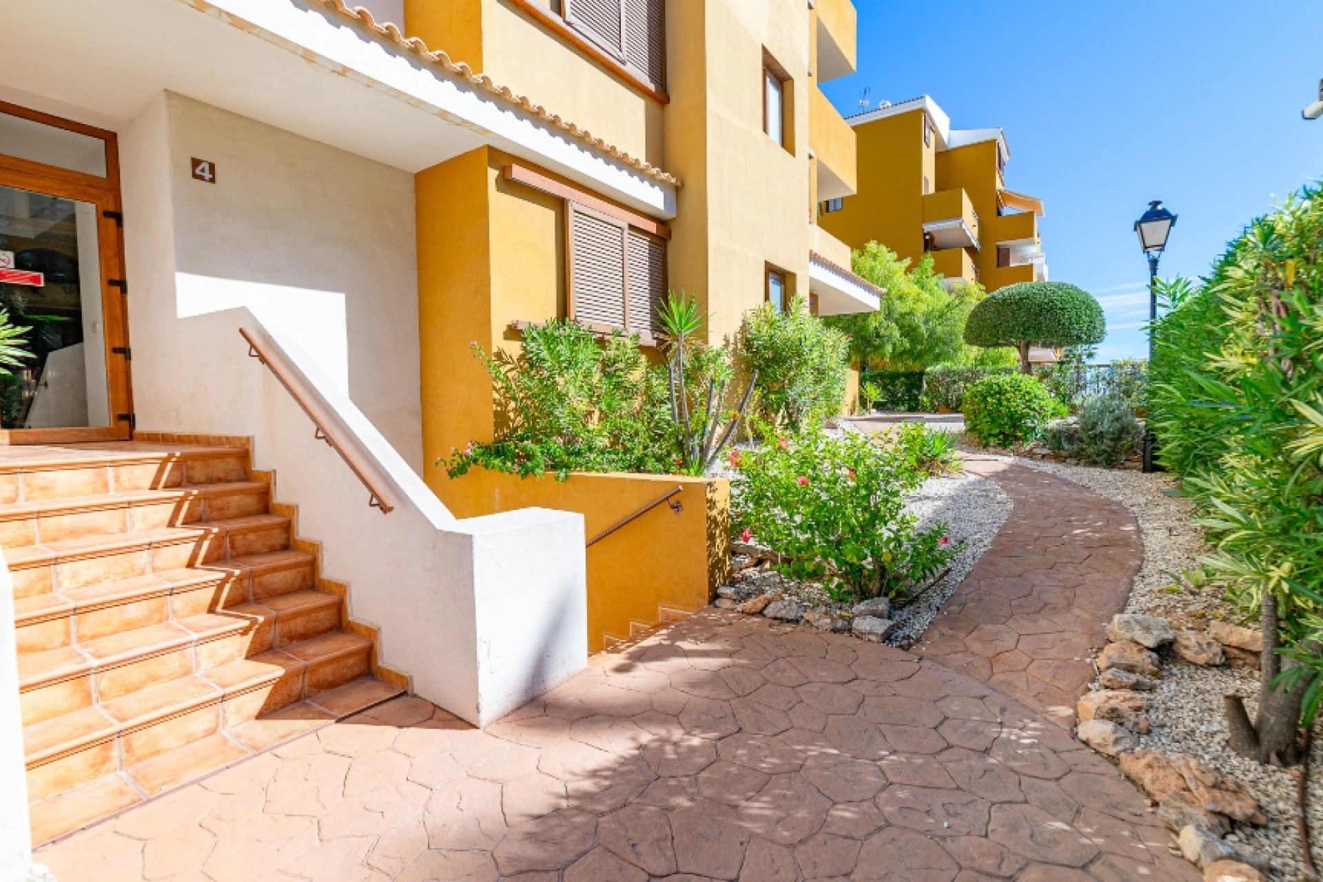 Resale - Apartment - Punta Prima