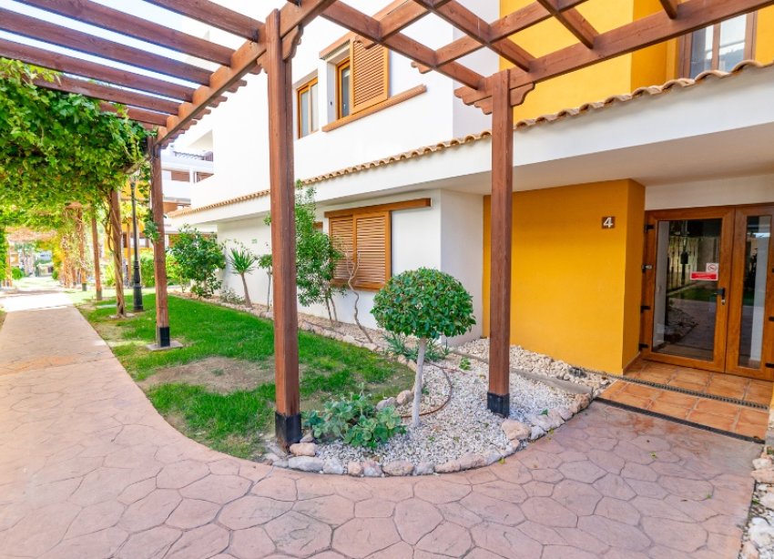 Resale - Apartment - Punta Prima