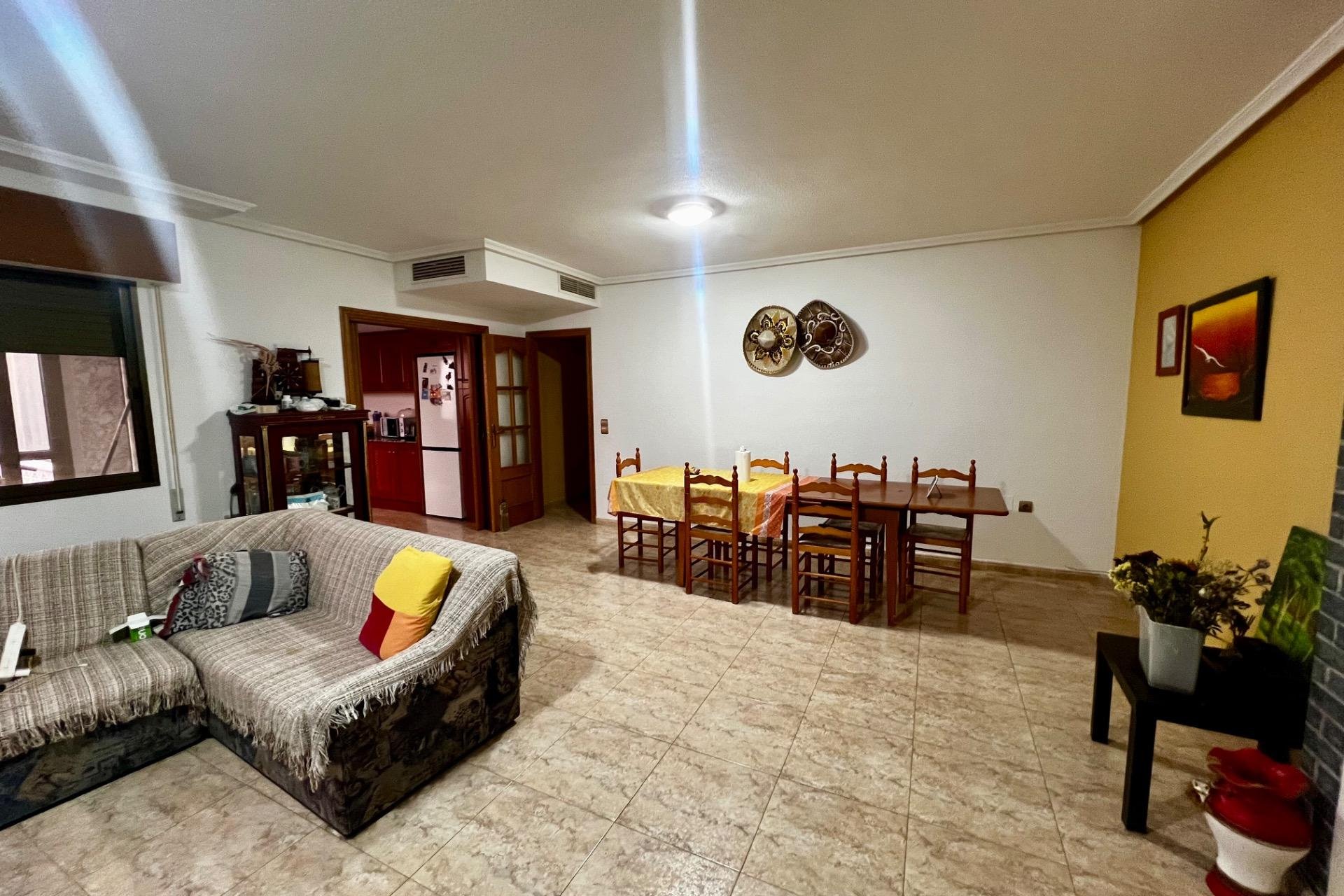 Resale - Apartment - Rojales