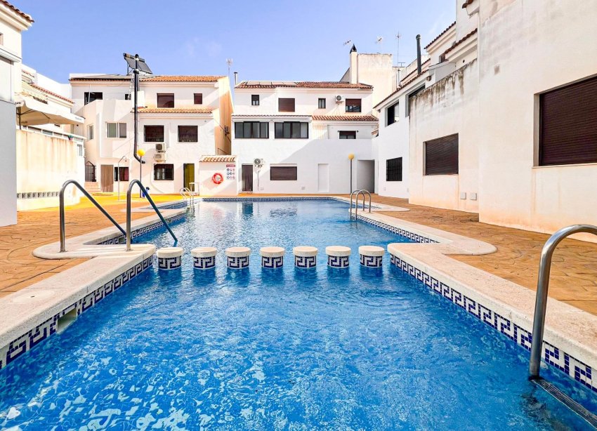 Resale - Apartment - San Miguel de Salinas - Pueblo